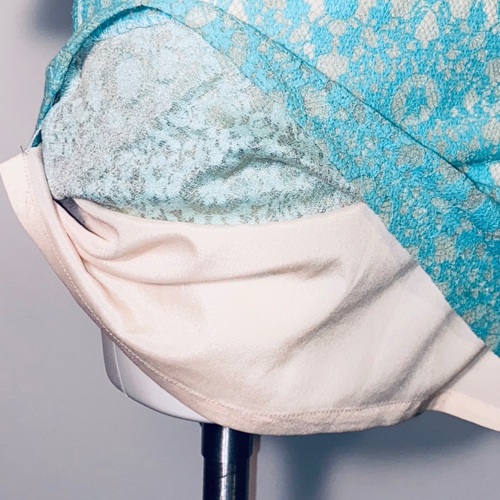 Forever 21 teal lace sheath dress - Picture 14 of 16